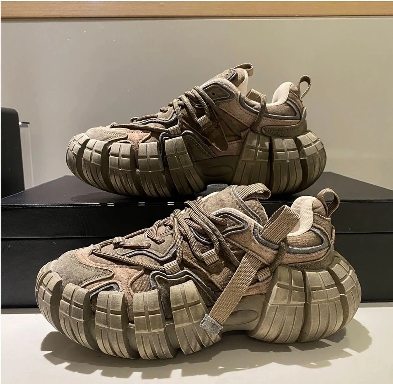 Color-Blocked Comfy Trendy Platform Shoes for Outdoor Walking Jogging Camping, All Seasons Men's Lace Up Sneakers