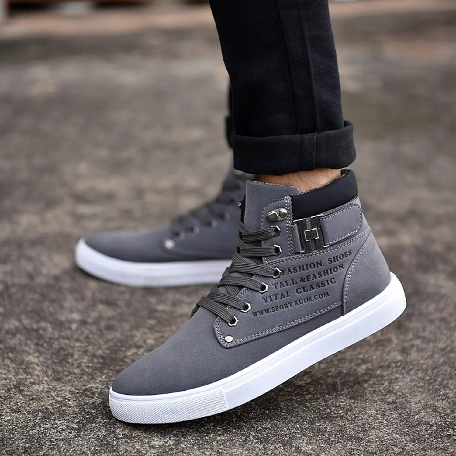Men's High Top Sneakers Trendy Casual Canvas Sneakers for Men Lace Up Lightweight Walking Shoes British Style Skate Shoes