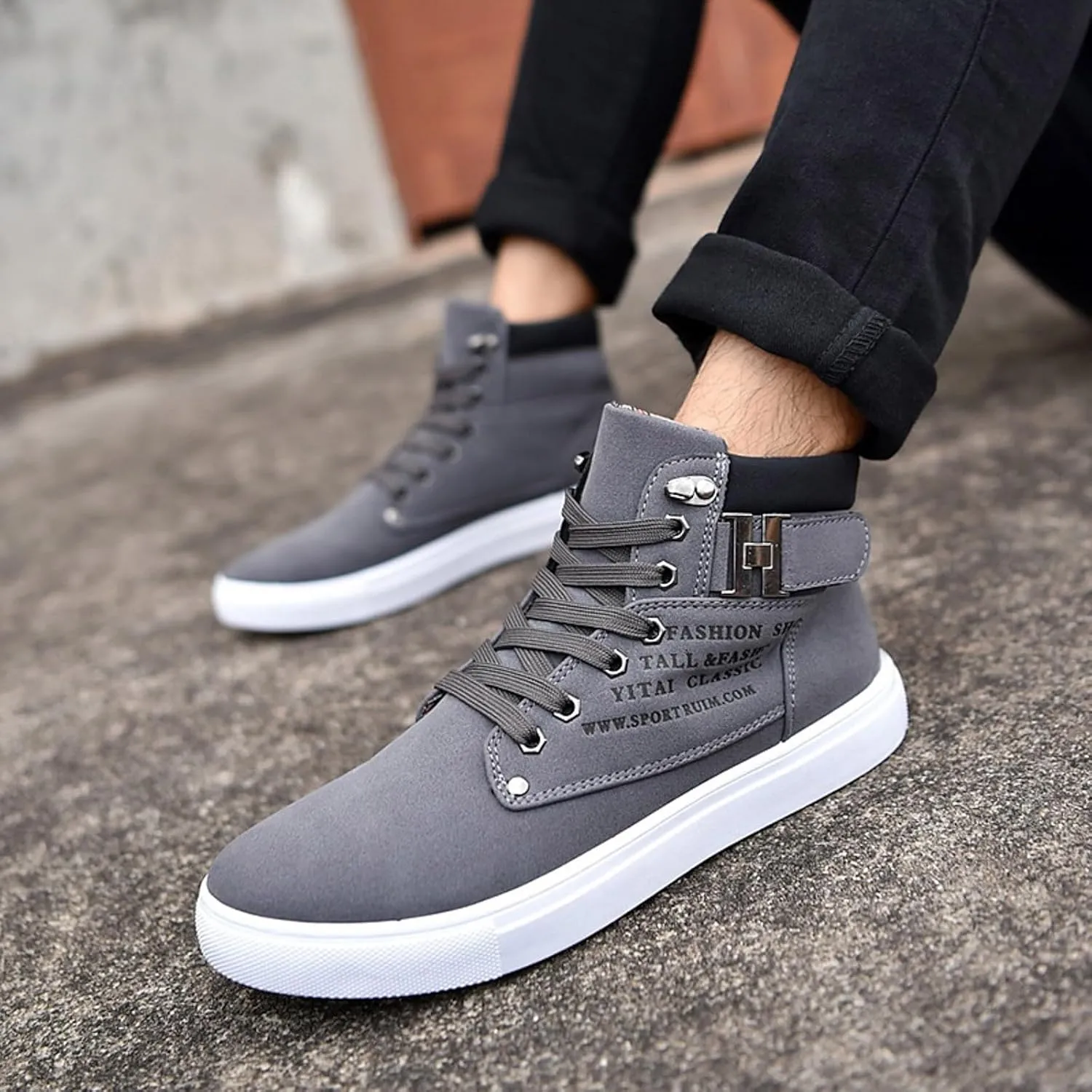 Men's High Top Sneakers Trendy Casual Canvas Sneakers for Men Lace Up Lightweight Walking Shoes British Style Skate Shoes